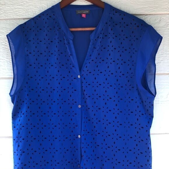 Vince Comuto Royal blue laser cut button up sheer sleeveless v neck Blouse -M - Picture 3 of 11